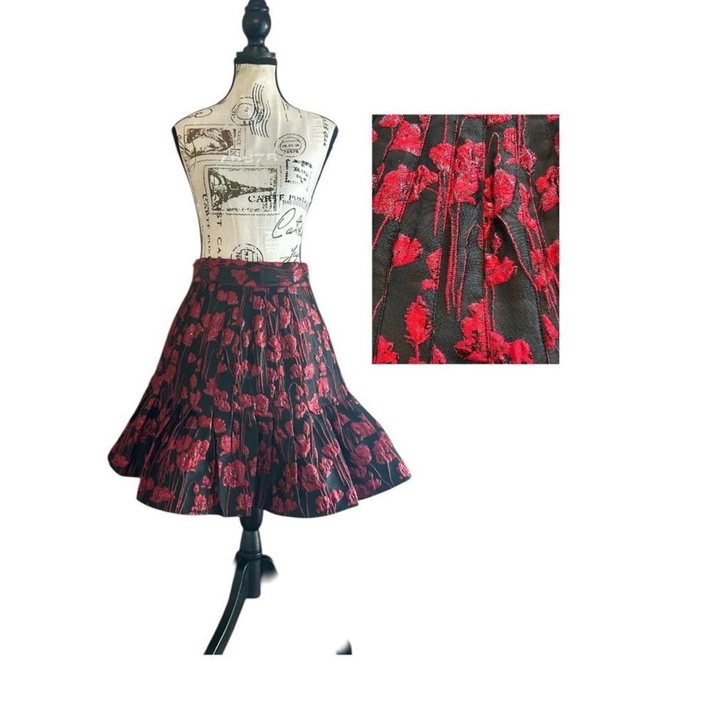 Bebe Red Black Brocade Skater Skirt Floral Jacquard Mini Flare Goth Party Size 6